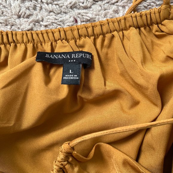 Banana Republic Ruffle Maxi Dress Golden Grass in L - Picture 8 of 10